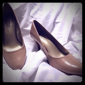 Bandolino Nude Heels